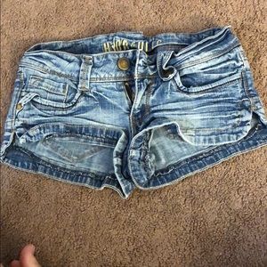 Hydraulic jean shorts
